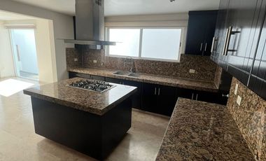 CASA EN RENTA – CLUSTER PUEBLA BLANCA