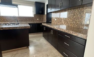 CASA EN RENTA – CLUSTER PUEBLA BLANCA
