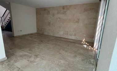 CASA EN RENTA – CLUSTER PUEBLA BLANCA