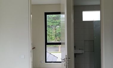 Disewakan Rumah Northwest