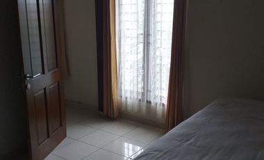 Dijual Rumah Modern 2 Lt. di Komplek Bukit Indah Cihanjuang Cimahi Utara