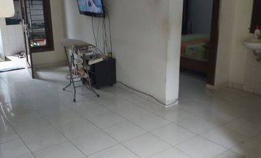 Dijual Rumah Modern 2 Lt. di Komplek Bukit Indah Cihanjuang Cimahi Utara