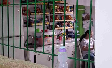 Venta casa 4 pisos apta para negocio en barrio san fernando cuba-pereira