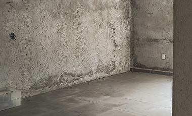 Casa en Barra Vieja (Acapulco) de dos niveles con frente de playa desplantada en un terreno de 1,200 m²