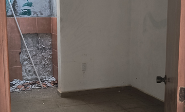 Casa en Barra Vieja (Acapulco) de dos niveles con frente de playa desplantada en un terreno de 1,200 m²