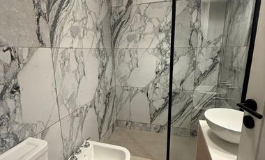 Tres ambientes con cochera, vista al mar.   A ESTRENAR. Mar del Plata