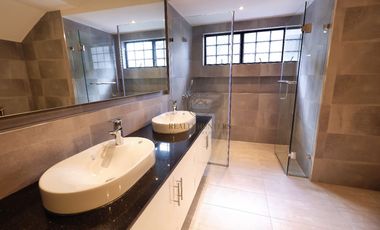 FOR RENT:  Renovated Home with Pool & Attic in Valle Verde 2