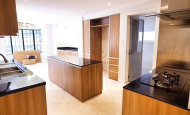 FOR RENT:  Renovated Home with Pool & Attic in Valle Verde 2