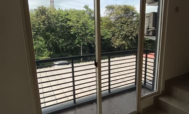 Dijual dan Disewa Rumah 3 Lantai Katamaran indah PIK 1