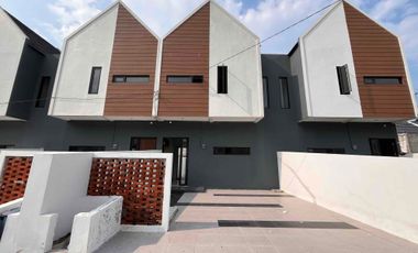 DIJUAL RUMAH 2LANTAI MURAH DEKAT MERRR UTJ CUMA 1JT AN TANPA DP!