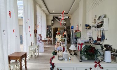 Disewakan Tempat Usaha 2 Lantai – Cocok Cafe / Restoran | Jalan Ramai