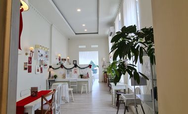 Disewakan Tempat Usaha 2 Lantai – Cocok Cafe / Restoran | Jalan Ramai