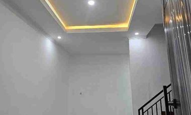 RUMAH MEWAH 2 LANTAI DICIBUBUR SIAP HUNI, FREE BIAYA FREE CANOPY PAGAR