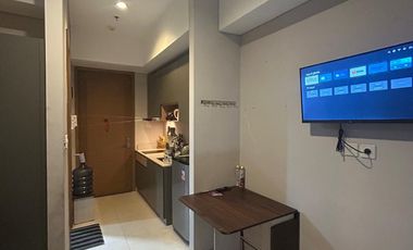 Di Sewakan Apartemen Taman Anggrek Residences Studio furnish