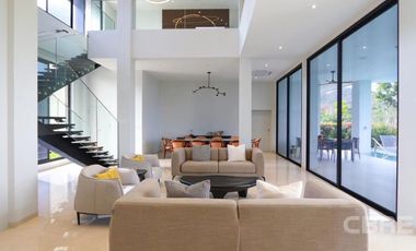 Modern House with Gelato Boutique in Khao Yai (806)