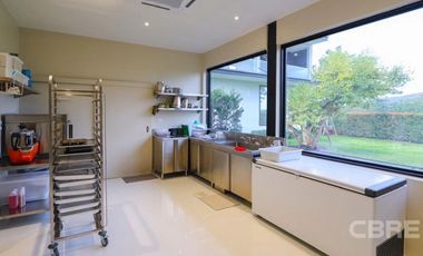 Modern House with Gelato Boutique in Khao Yai (806)