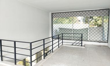 Business Space Suitable for Spacious Carport Business in Cianjur City Center