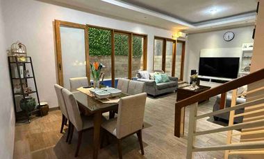 Dijual Rumah Cantik Ada Kolam Renang di Kebayoran Bintaro Jaya