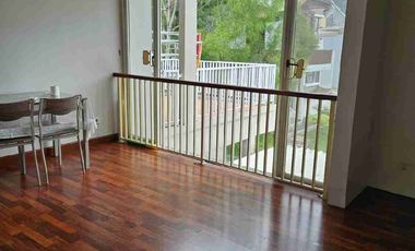 Dijual Rumah Cantik Ada Kolam Renang di Kebayoran Bintaro Jaya