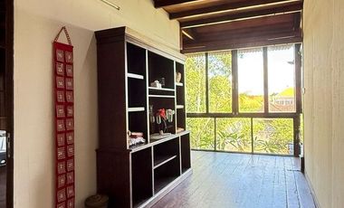 Villa estetik dengan view GWK & View laut, dijual diNusa Dua.