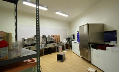 Disewakan Ruko 4 Lantai Pinggir Jalan Kemang Raya – Area Komersial Premium