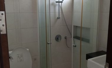 Disewakan Rumah Green Lake City, Asia 8x18m, siap Huni