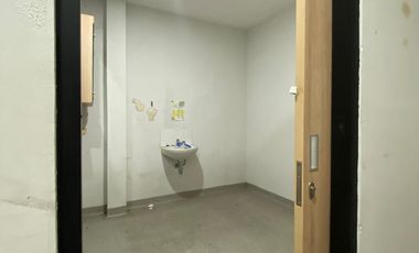 Disewakan Ruko Strategis Kemang Raya – Ideal Kantor, Klinik & Retail