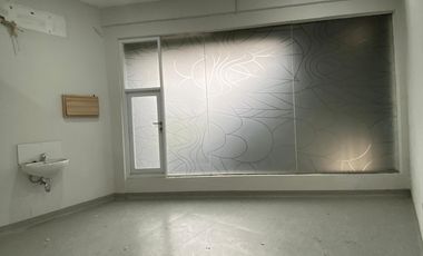 Disewakan Ruko Strategis Kemang Raya – Ideal Kantor, Klinik & Retail