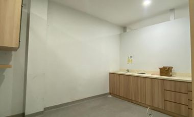 Disewakan Ruko Strategis Kemang Raya – Ideal Kantor, Klinik & Retail