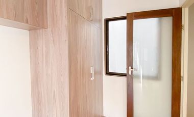 2BR Townhouse For Sale - Robinsons Circle Pasig