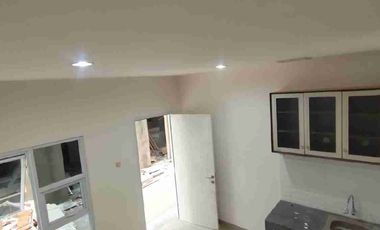 Di jual rumah 2 lantai strategis dekat pasar baru jakarta pusat