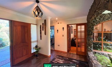 Exclusiva casa en venta, en Los Ángeles