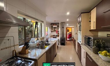 Exclusiva casa en venta, en Los Ángeles