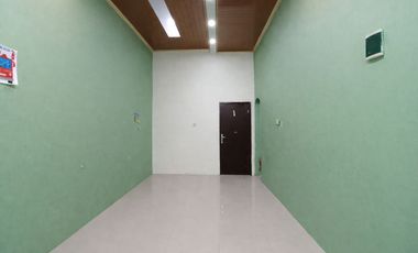 DISEWA RUMAH MEWAH TAHUNAN 2 LANTAI BAGUS SIAP HUNI HOOK HARGA NEGO CIBINONG BOGOR BO163