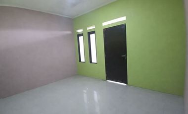 DISEWA RUMAH MEWAH TAHUNAN 2 LANTAI BAGUS SIAP HUNI HOOK HARGA NEGO CIBINONG BOGOR BO163