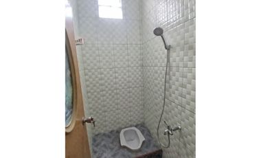 DISEWA RUMAH MEWAH TAHUNAN 2 LANTAI BAGUS SIAP HUNI HOOK HARGA NEGO CIBINONG BOGOR BO163