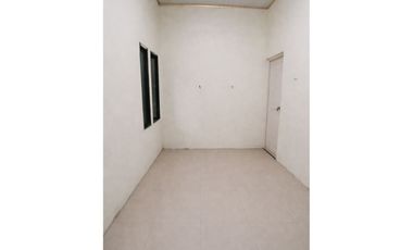 DISEWA RUMAH MEWAH TAHUNAN 2 LANTAI BAGUS SIAP HUNI HOOK HARGA NEGO CIBINONG BOGOR BO163