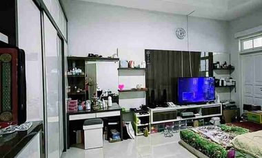 rumah siap huni area bangka lokasi tdk ramai one gate hadap timur