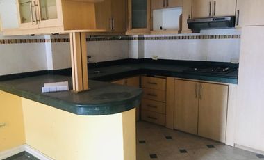 SE VENDE  CASA DE DOS PLANTAS UBICADA EN LOS BOSQUES