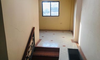 SE VENDE  CASA DE DOS PLANTAS UBICADA EN LOS BOSQUES