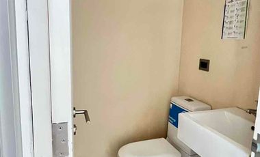 Andalué, frente Portal Rometch, en Edificio Cumbres Center, hasta 4 privados, 2 estac. y bodega