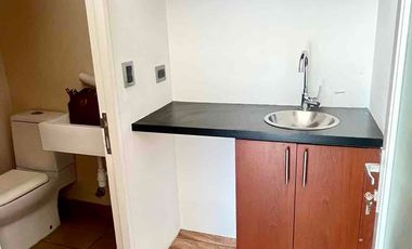 Andalué, frente Portal Rometch, en Edificio Cumbres Center, hasta 4 privados, 2 estac. y bodega