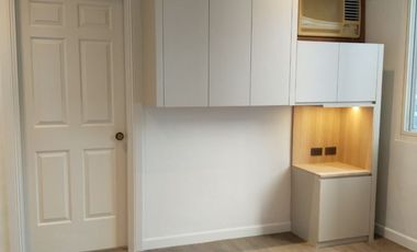 2BR Unit Nicely renovated plus 2 parking