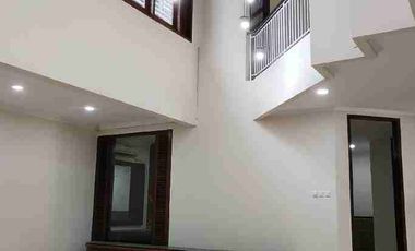 Rumah sewa siap huni Puri Indah