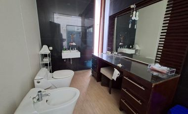 Rumah Cantik Full Furnished di Terusan Sutami 1