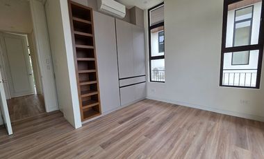 House and Lot For Sale at Verdana Homes Village, Daang Hari, Bacoor Cavite