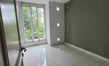 Rumah cilandak barat asri dalam cluster