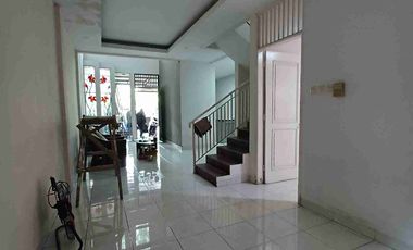 Rumah cilandak barat asri dalam cluster