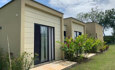 Casa de campo en excelente condominio en la Tebaida Quindio