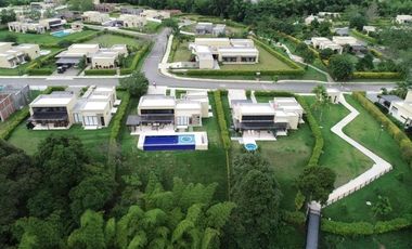 Casa de campo en excelente condominio en la Tebaida Quindio